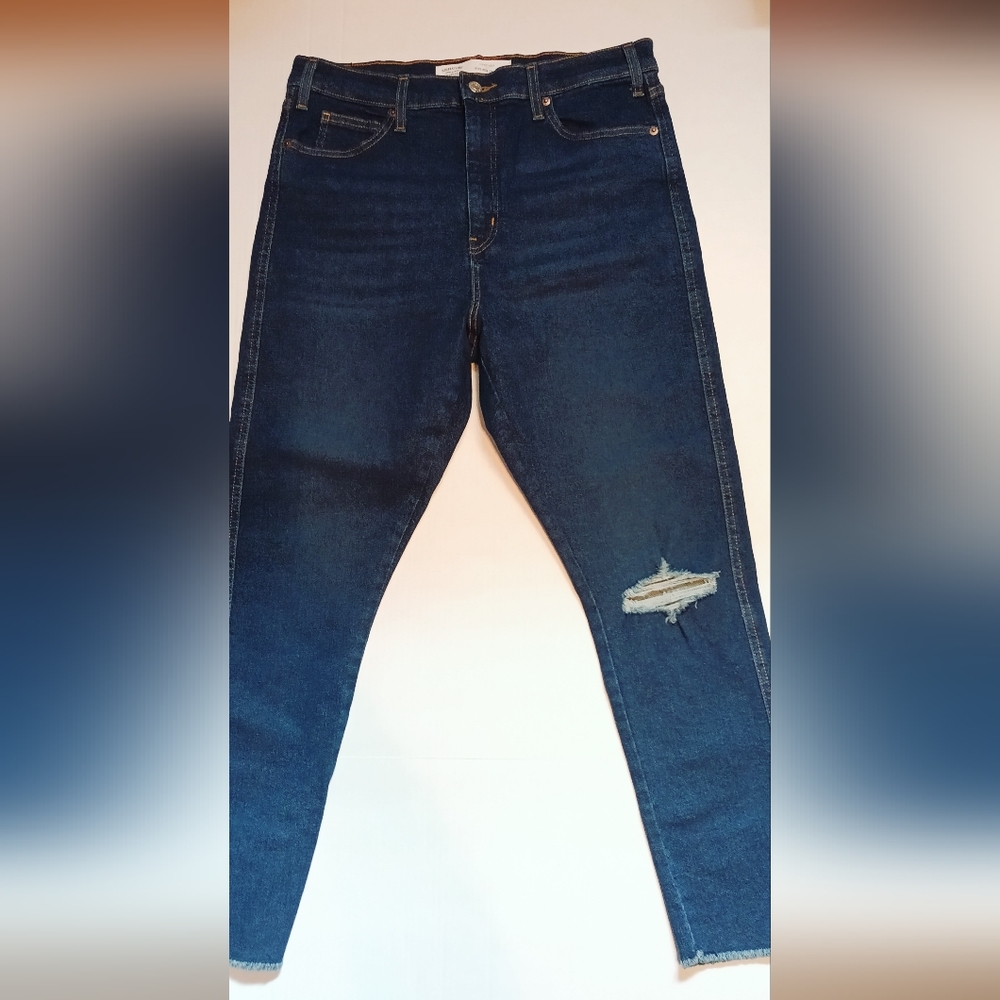 Levi High-Rise Skinny Jeans size 14 *NWOT